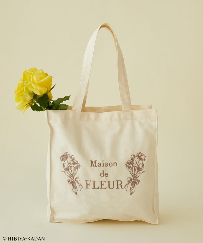 「日比谷花壇コラボ　キャンバススクエアトート」（6200円)